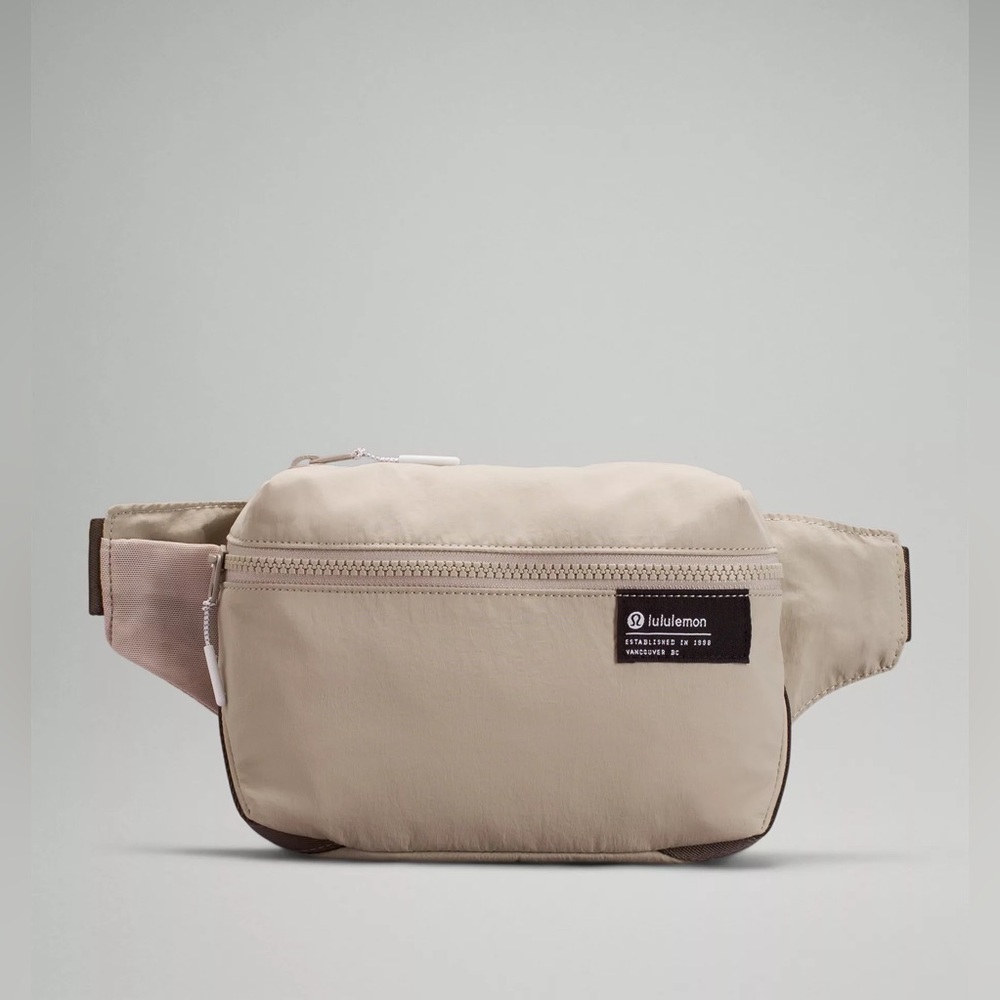 Lululemon Clean Lines Belt Bag Raw Linen/Rover